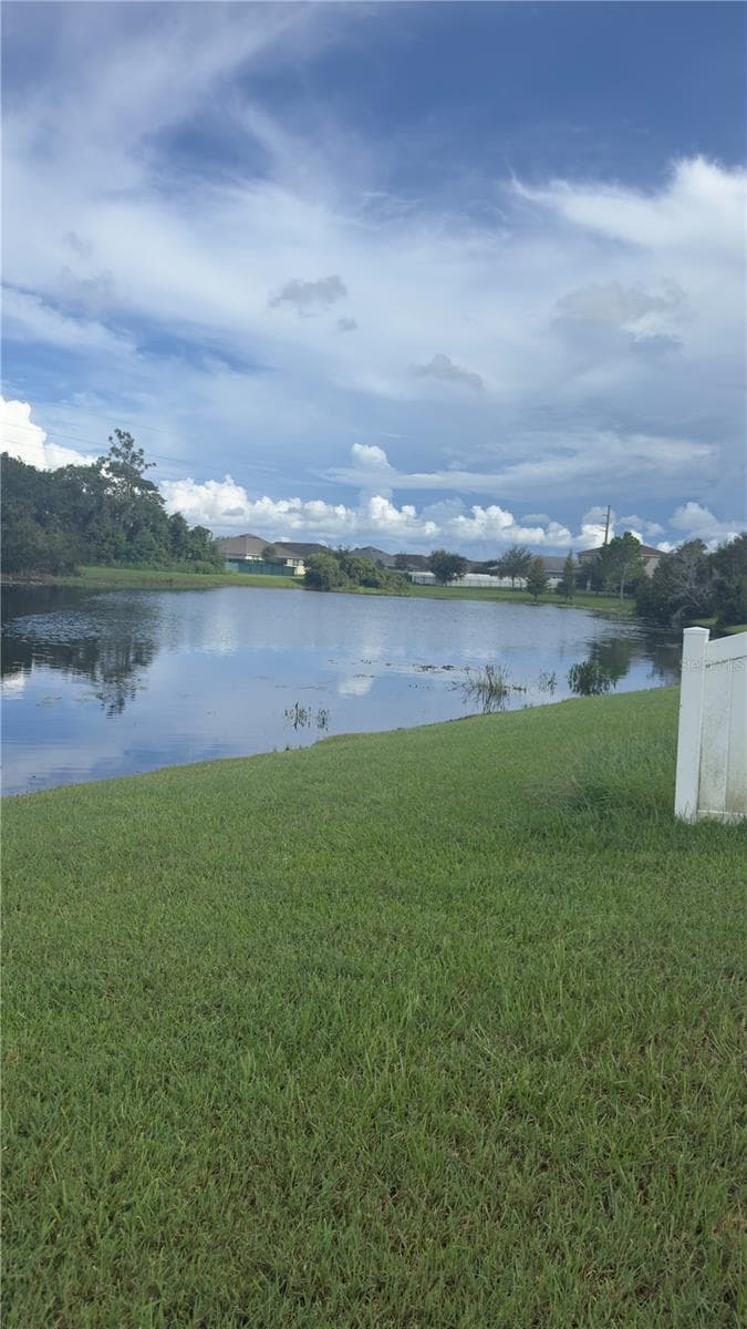 Single Family Residence at 14207 CRAFTSBURY CT, ORLANDO, photo 8 of 10