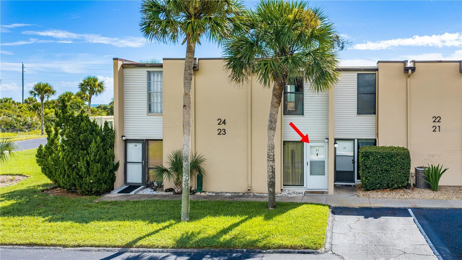 Townhouse at 5500 OCEAN SHORE BLVD #UT23, ORMOND BEACH, photo 18 of 45
