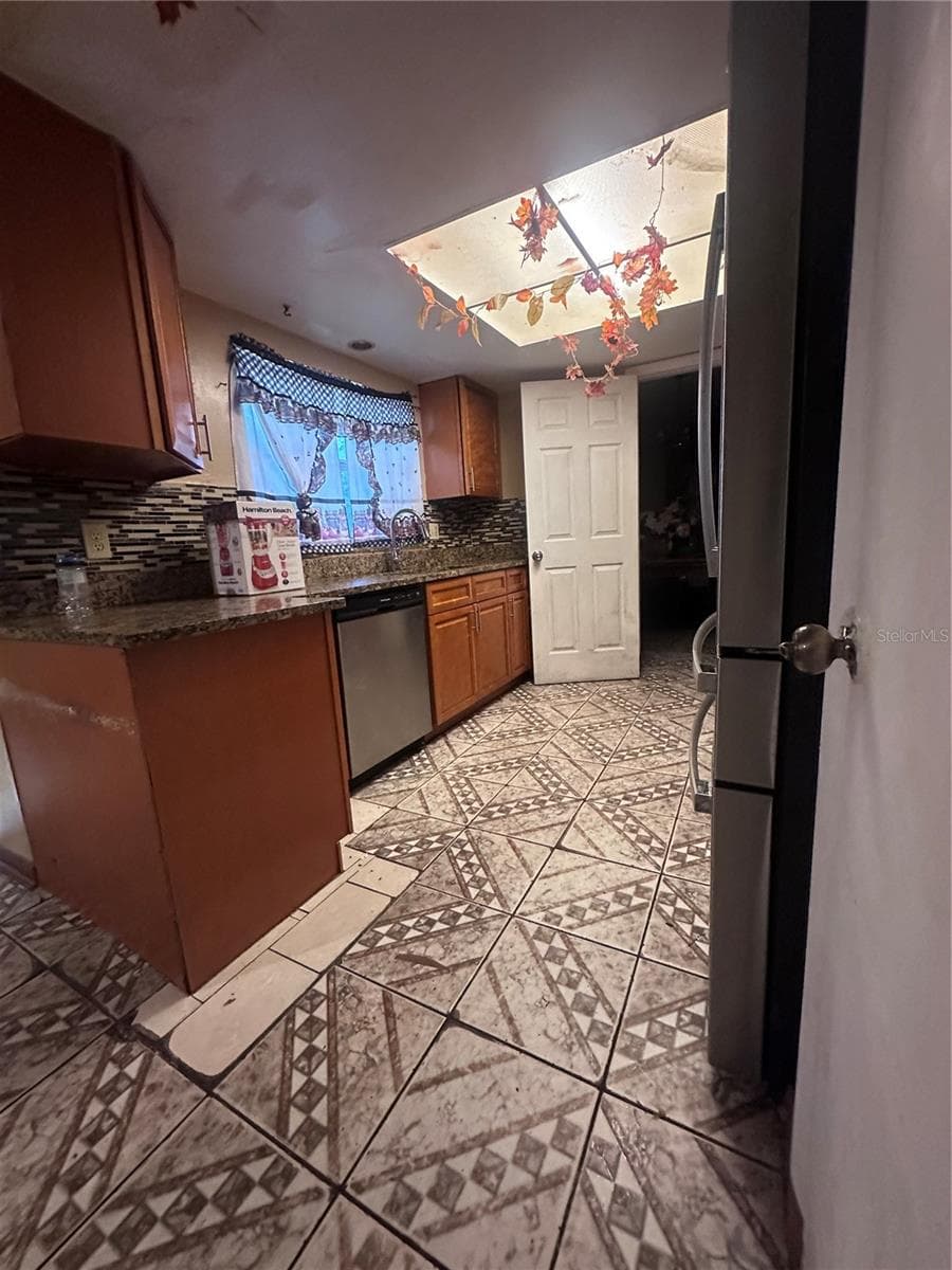 Single Family Residence at 1827 APPLEWOOD CT, ORLANDO, photo 8 of 10
