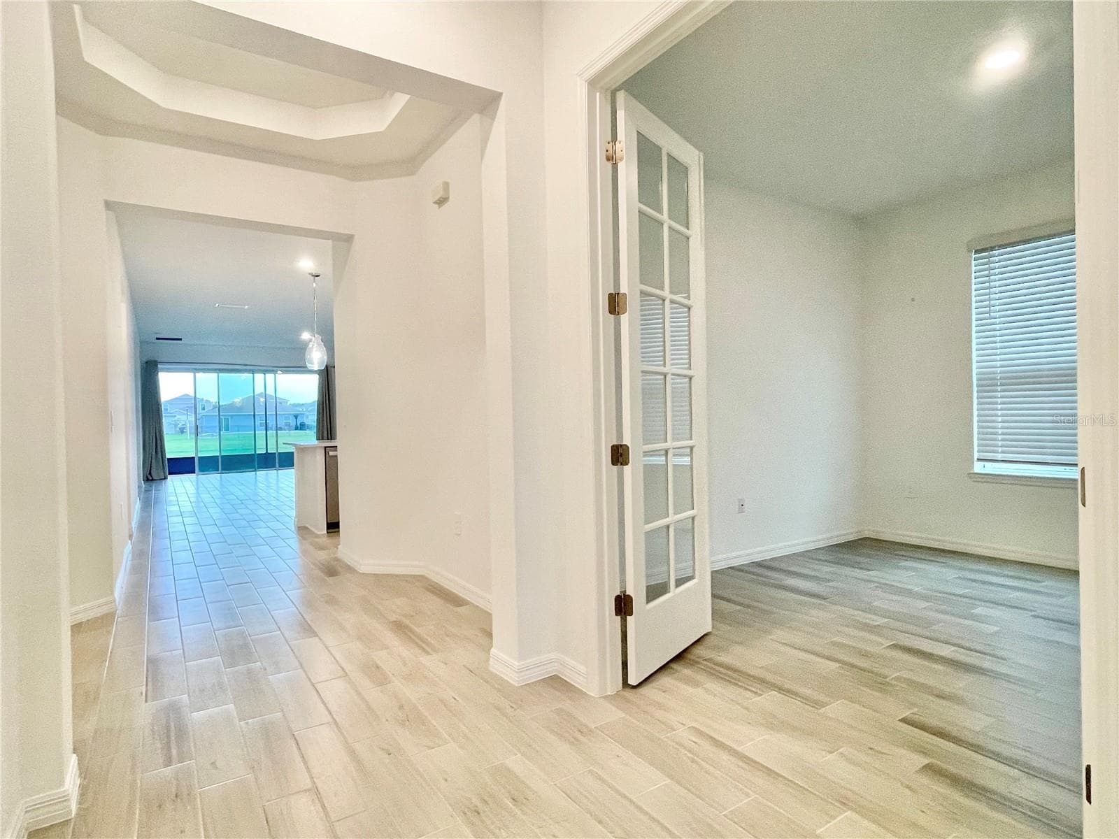 Single Family Residence at 4698 CORAL HARBOUR RD, KISSIMMEE, photo 9 of 41