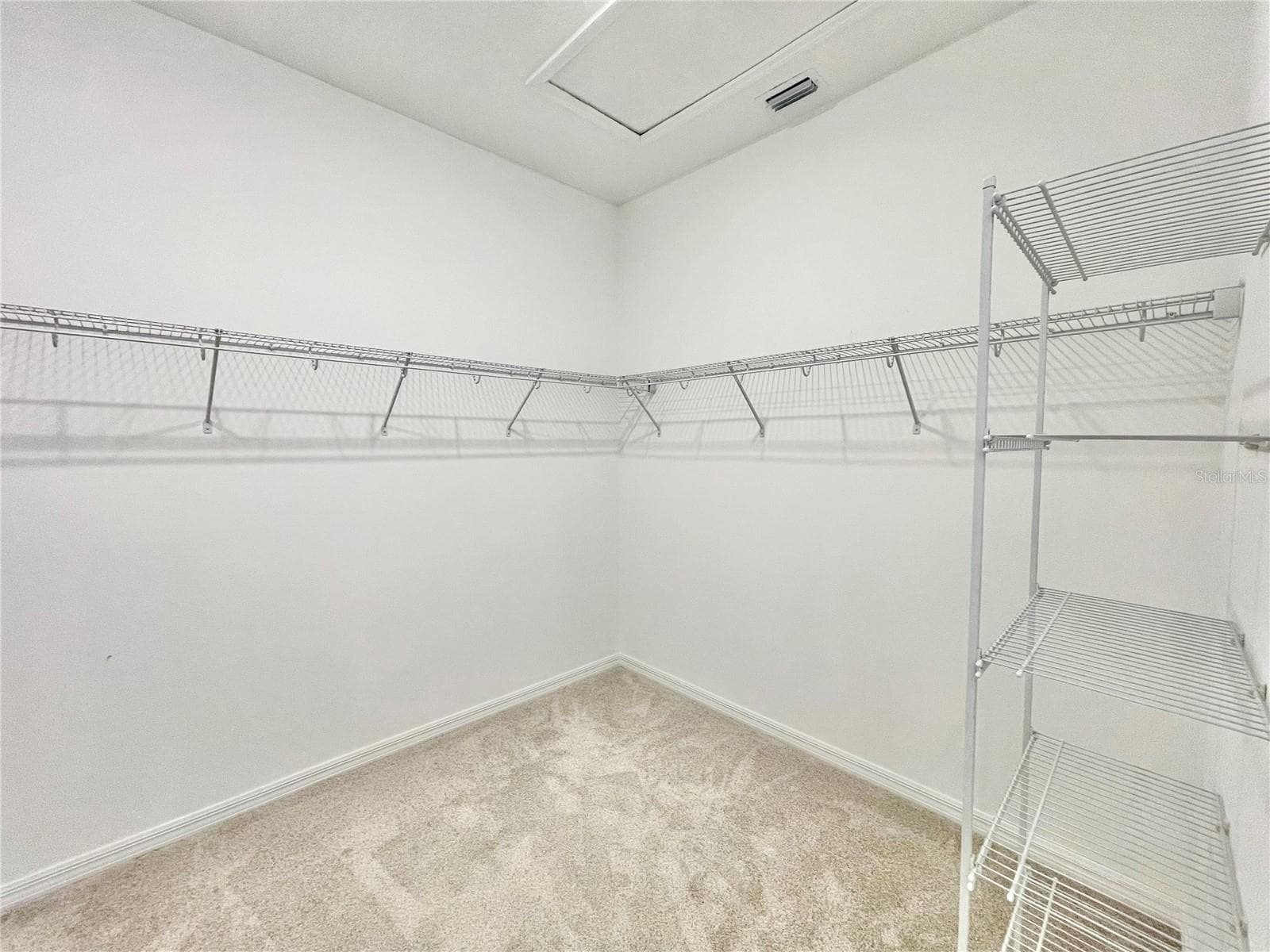 Main bedroom Walk-in - 4698 CORAL HARBOUR RD, KISSIMMEE