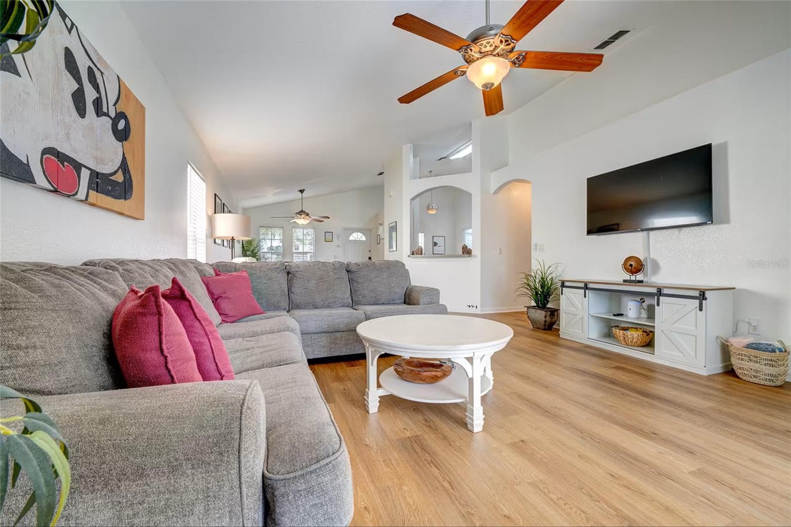 Single Family Residence at 136 TROON CIR, DAVENPORT, photo 5 of 35