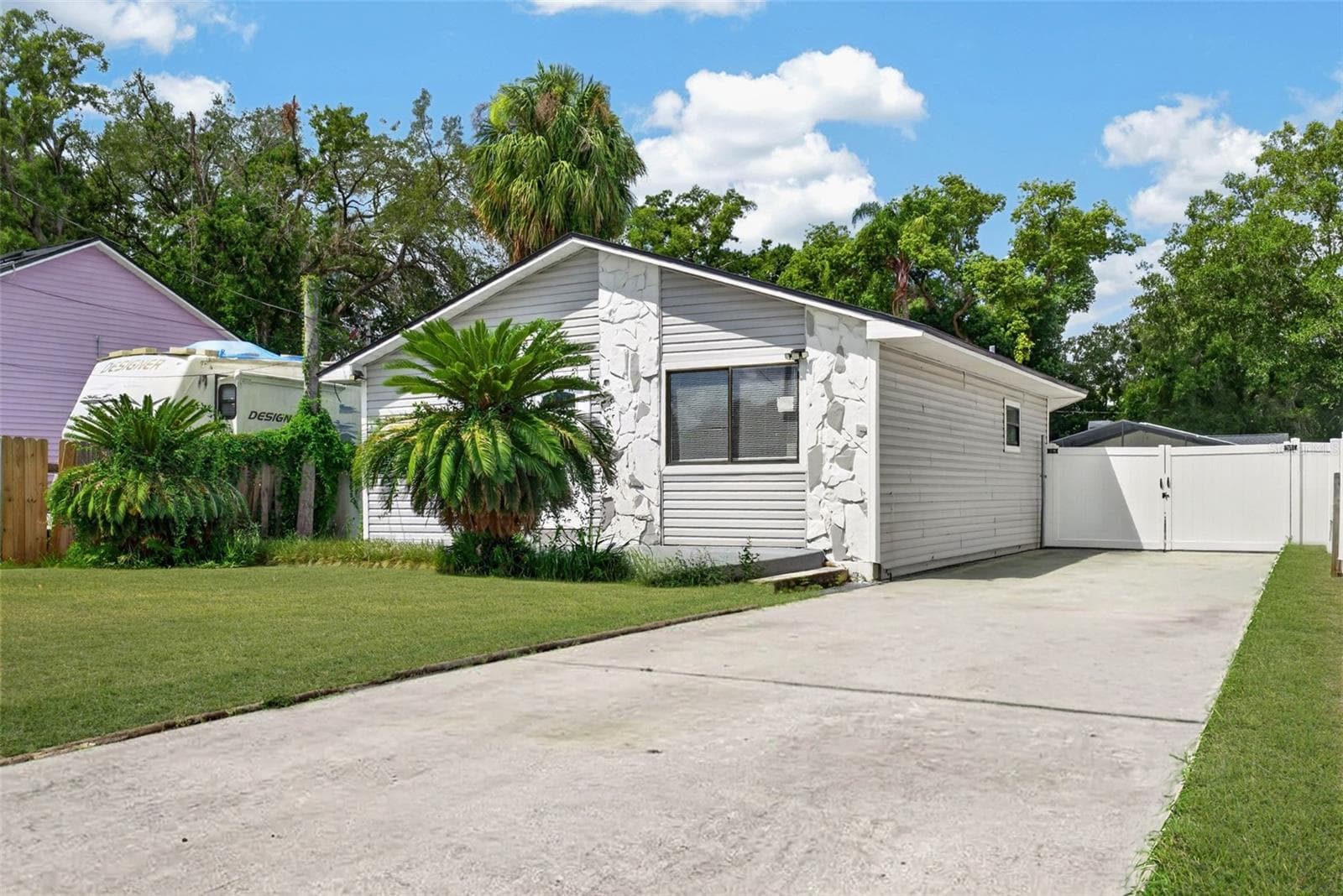 Single Family Residence at 8114 N EDISON AVE, TAMPA, photo 43 of 61