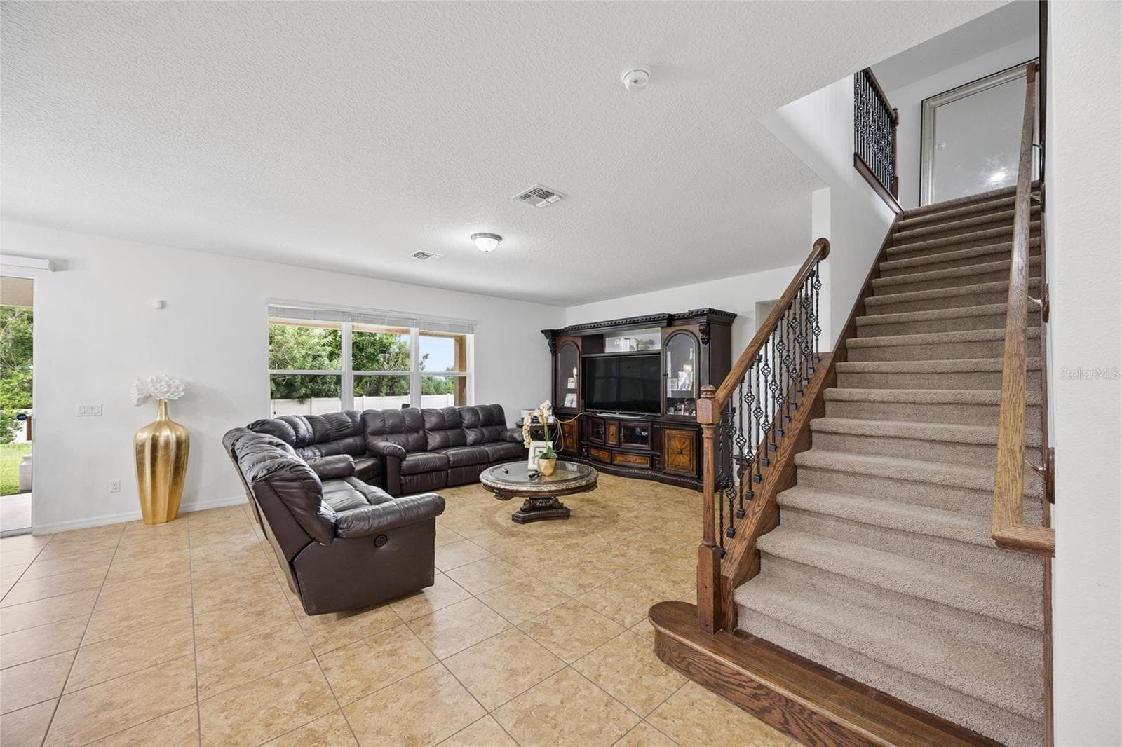 Single Family Residence at 3899 MT VERNON WAY, KISSIMMEE, photo 8 of 48