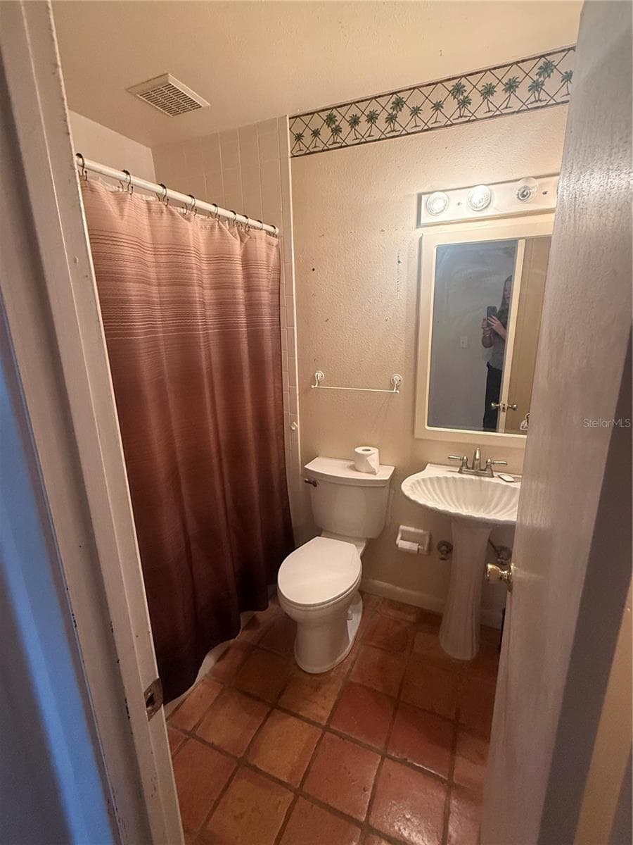Single Family Residence at 5125 OAKWOOD TRL, MULBERRY, photo 7 of 18