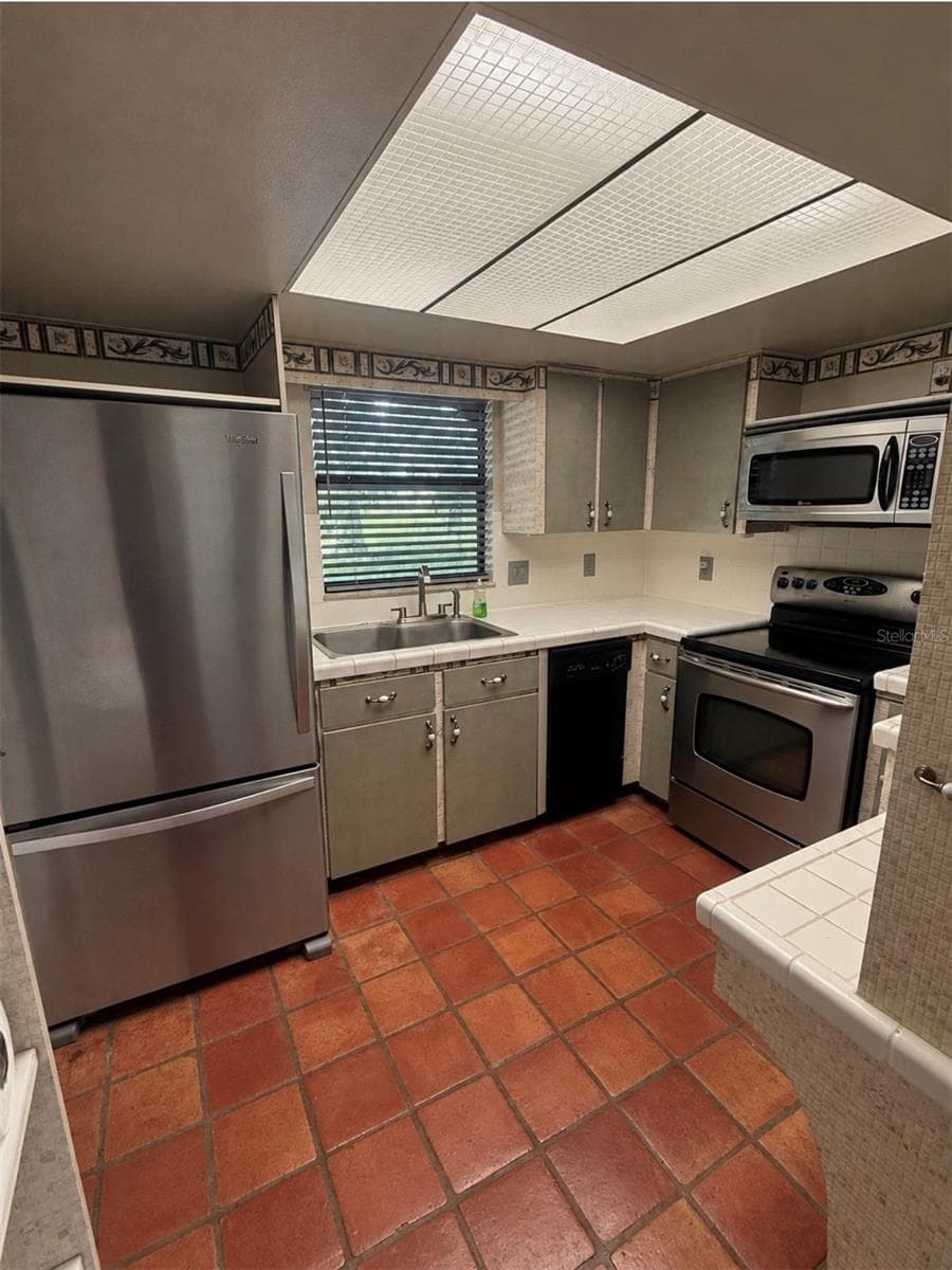 Single Family Residence at 5125 OAKWOOD TRL, MULBERRY, photo 5 of 18