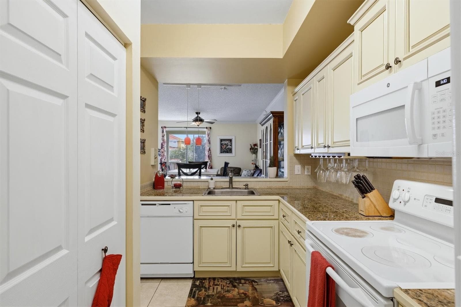 Condominium at 5001 BARALDI CIR #22-209, SARASOTA, photo 11 of 42