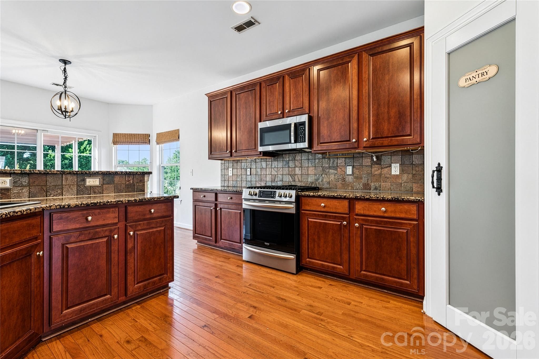 Single Family Residence at 104 Planters Drive, Statesville, photo 12 of 42