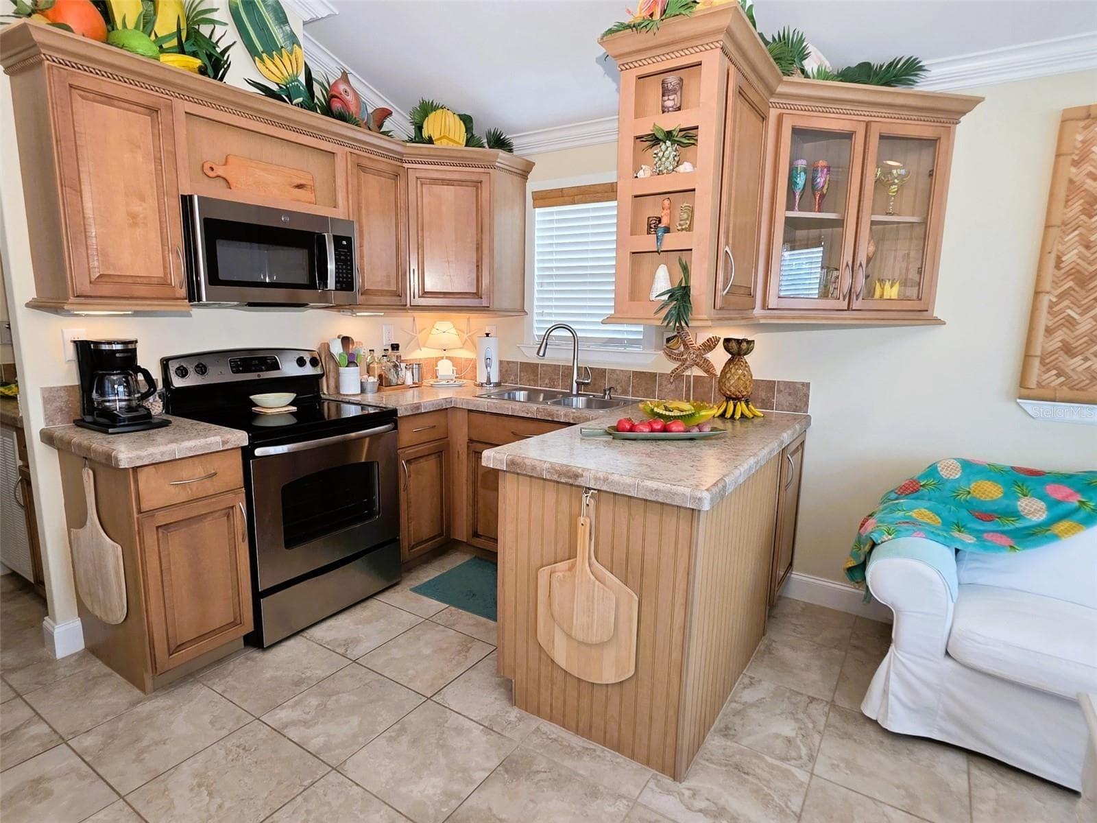 Manufactured Home at 20300 LEONARD - LOT 33, LUTZ, photo 14 of 59