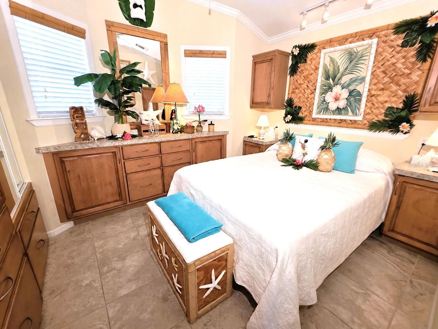 Manufactured Home at 20300 LEONARD - LOT 33, LUTZ, photo 21 of 59