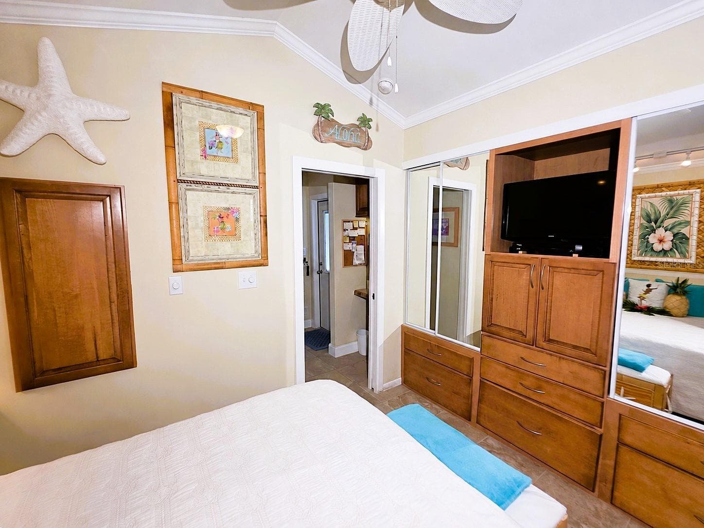 Manufactured Home at 20300 LEONARD - LOT 33, LUTZ, photo 24 of 59