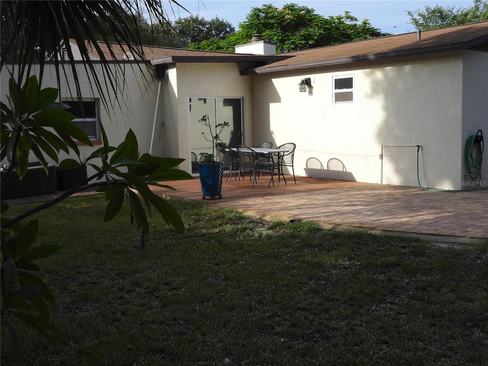 Single Family Residence at 7800 COUNTRY CLUB RD N, ST PETERSBURG, photo 24 of 26