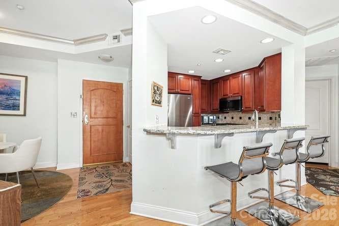 Condominium at 401 N Church Street, Charlotte, photo 7 of 36