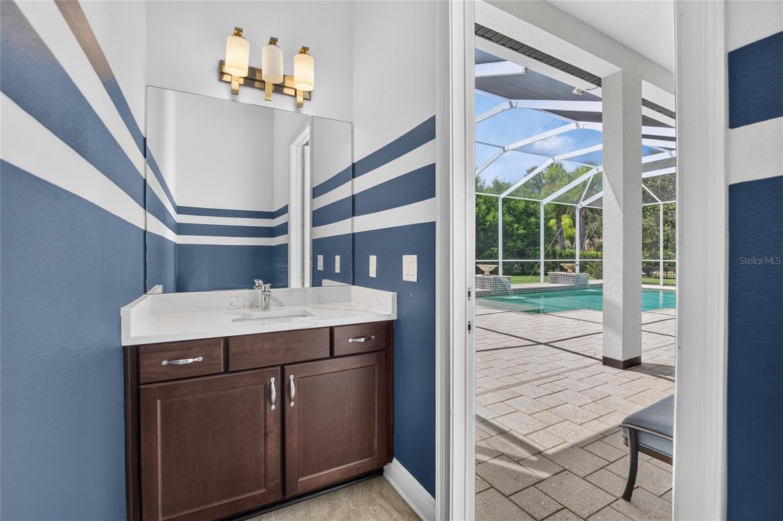 Single Family Residence at 8467 DUNHAM STATION DR, TAMPA, photo 25 of 60