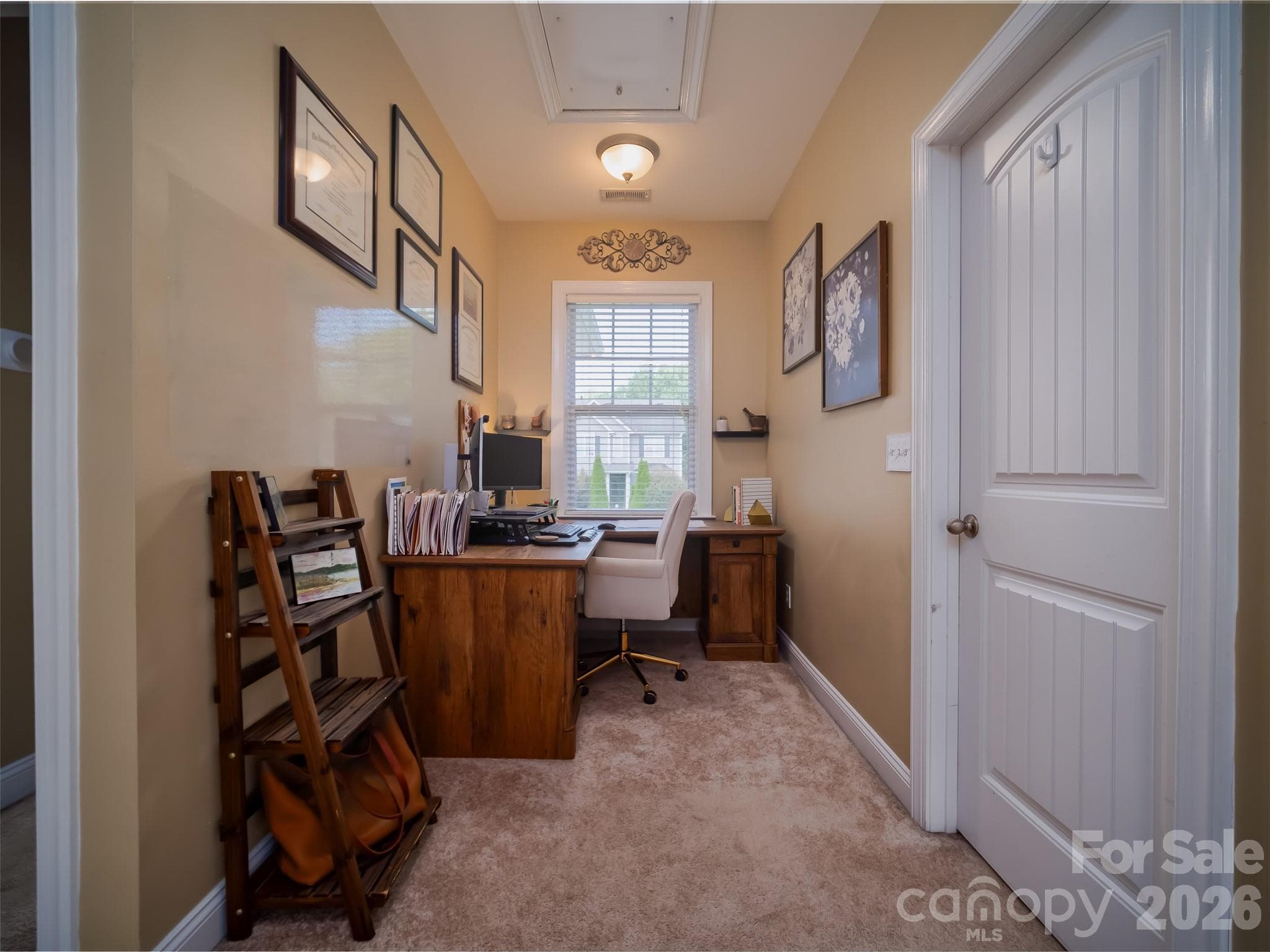 Single Family Residence at 172 Tom Sawyer Lane, Mount Holly, photo 25 of 48