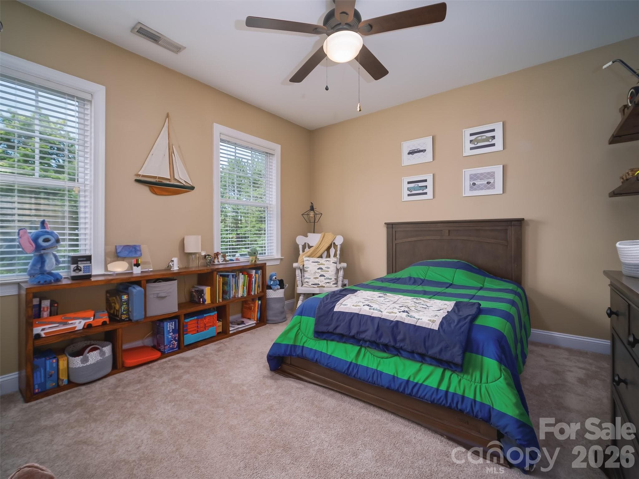 Single Family Residence at 172 Tom Sawyer Lane, Mount Holly, photo 27 of 48