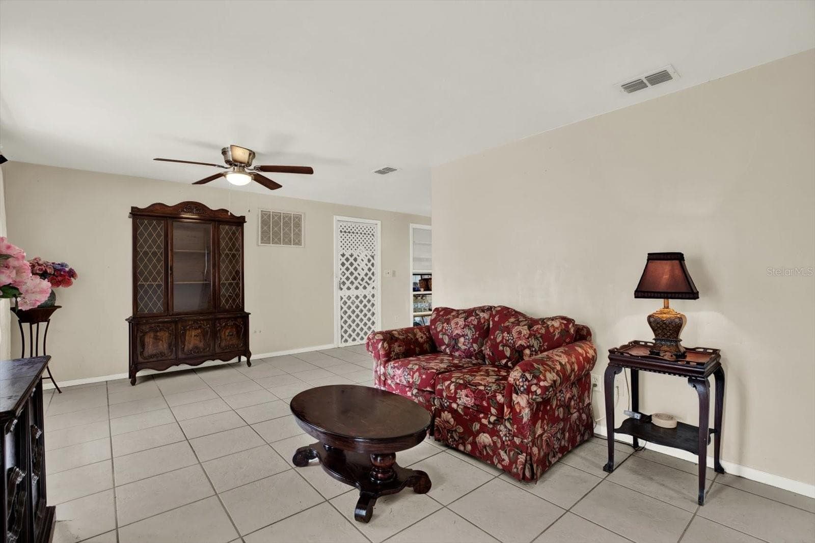 Single Family Residence at 4737 LONGWOOD AVE, HOLIDAY, photo 3 of 23