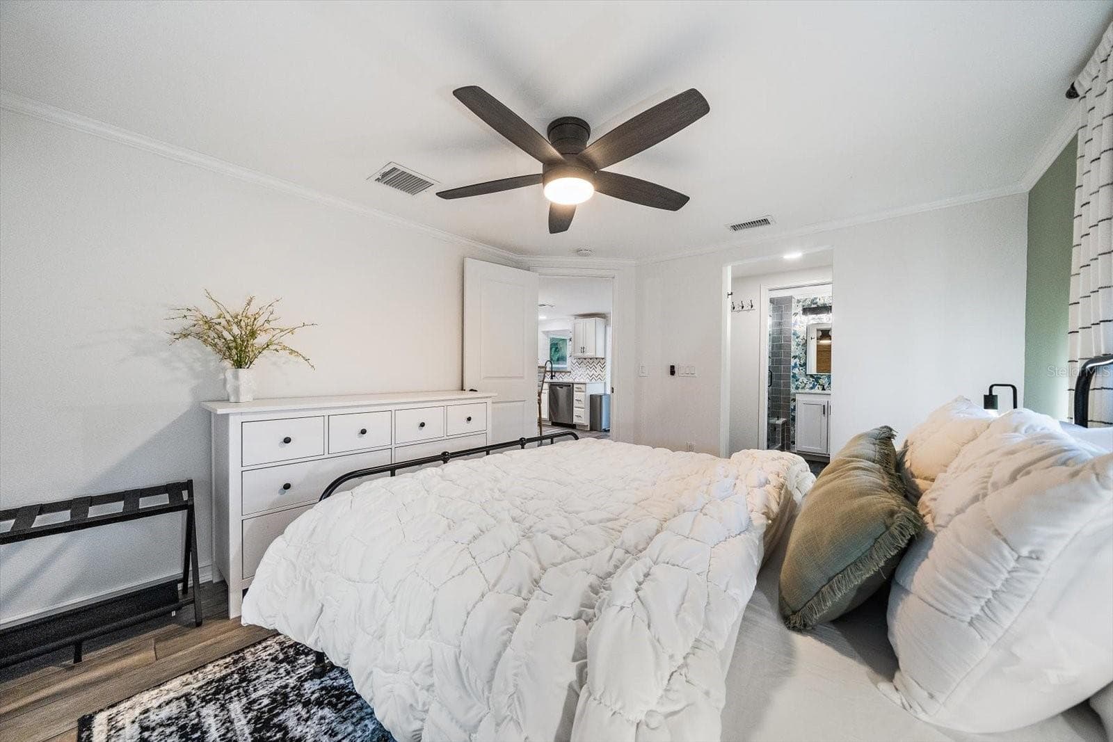Single Family Residence at 852 ACADIA RD, VENICE, photo 19 of 48
