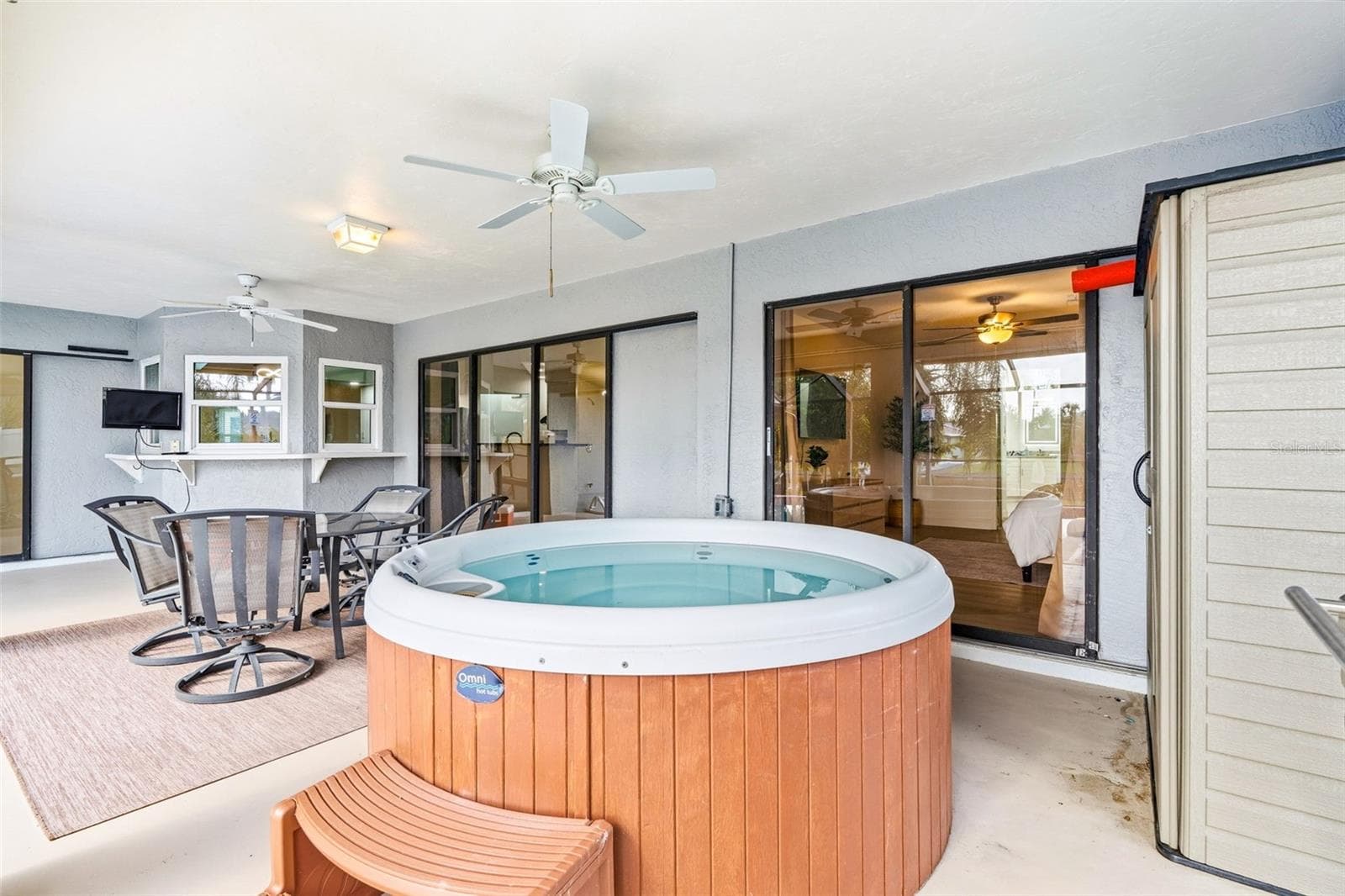 Hot tub - 4209 FLAMINGO BLVD, PORT CHARLOTTE