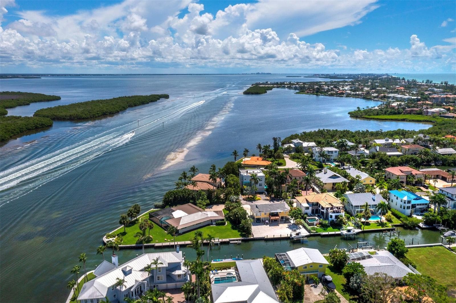 Single Family Residence at 795 MARBURY LN, LONGBOAT KEY, photo 8 of 80