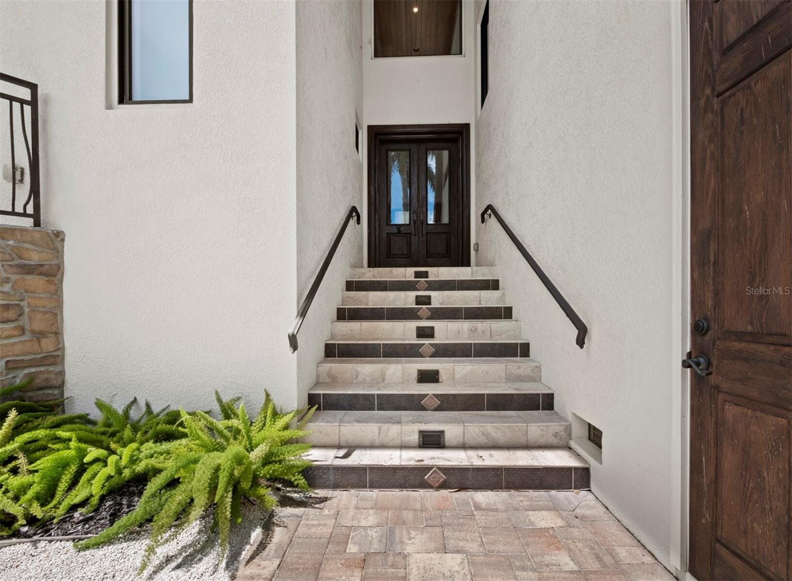 Single Family Residence at 795 MARBURY LN, LONGBOAT KEY, photo 17 of 80