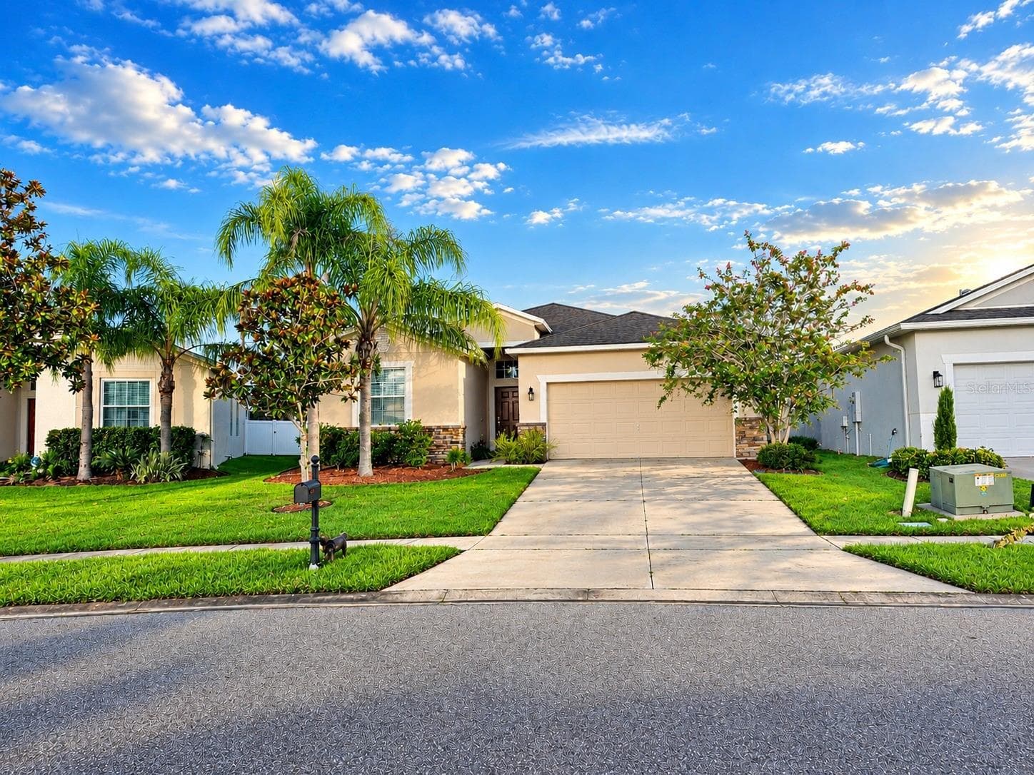 Single Family Residence at 2555 CARRICKTON CIR, ORLANDO, photo 2 of 34