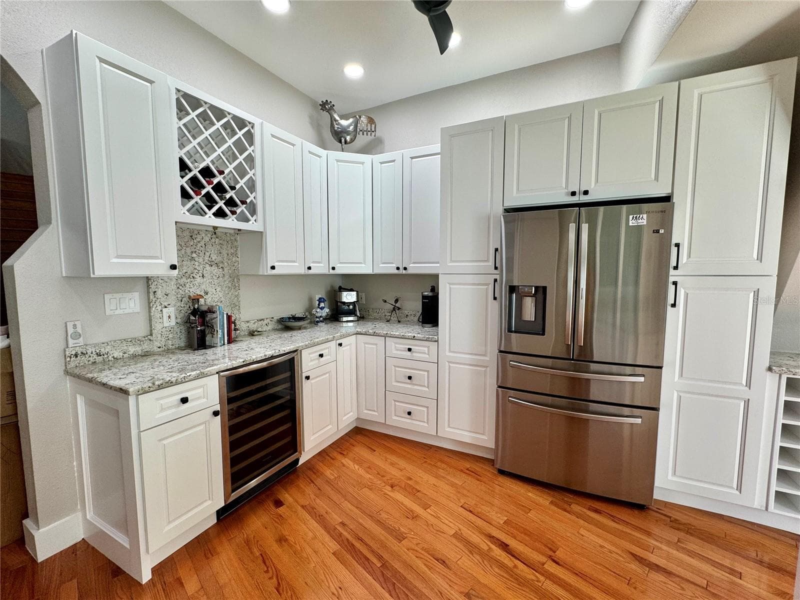 Kitchen Main - 9710 BLACK BEAR CT, NEW PORT RICHEY