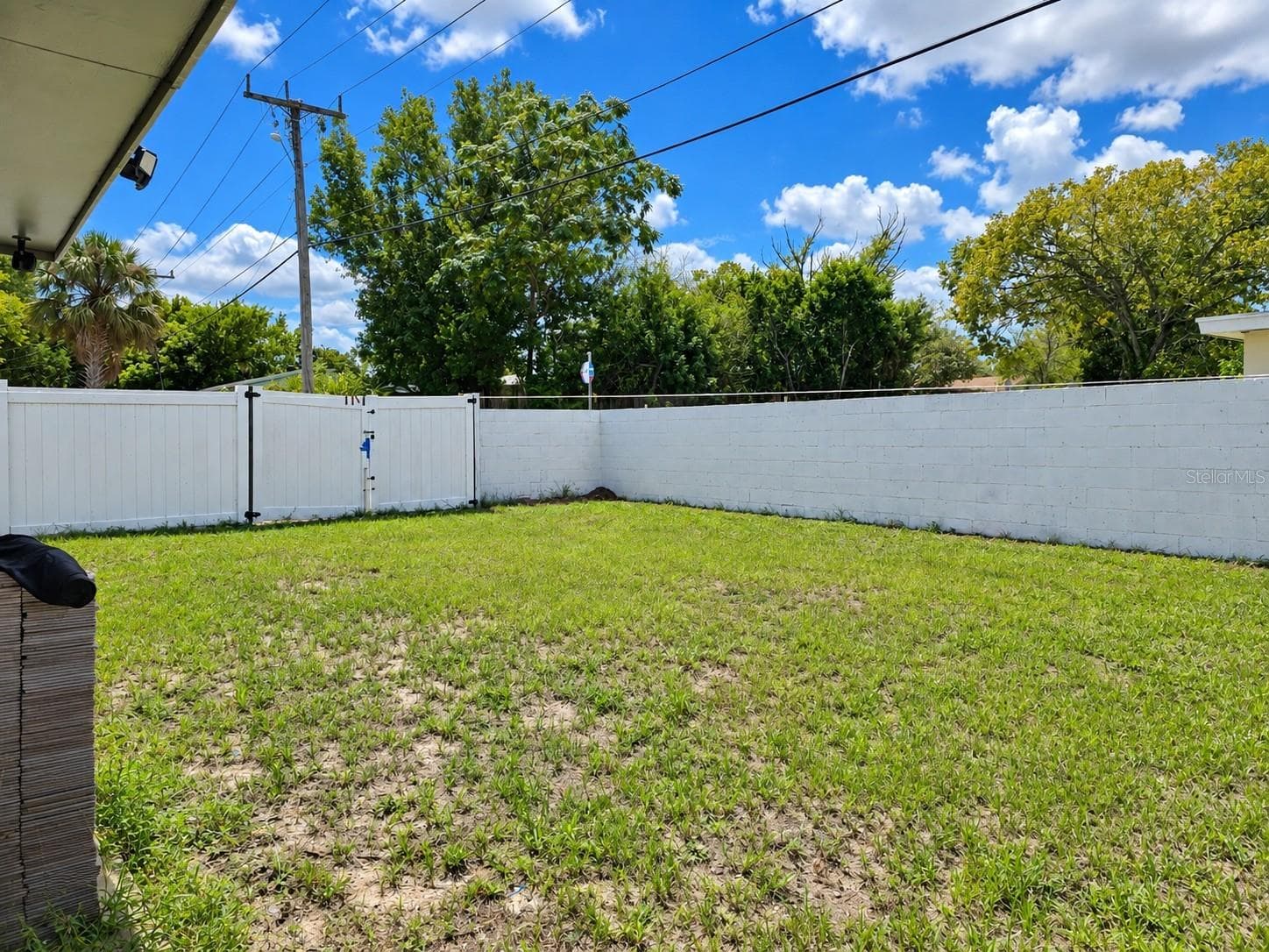 Single Family Residence at 852 DERBYSHIRE RD, DAYTONA BEACH, photo 50 of 52