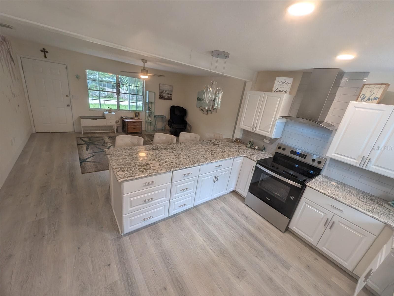 Single Family Residence at 2871 W ALBATROSS RD, AVON PARK, photo 13 of 23