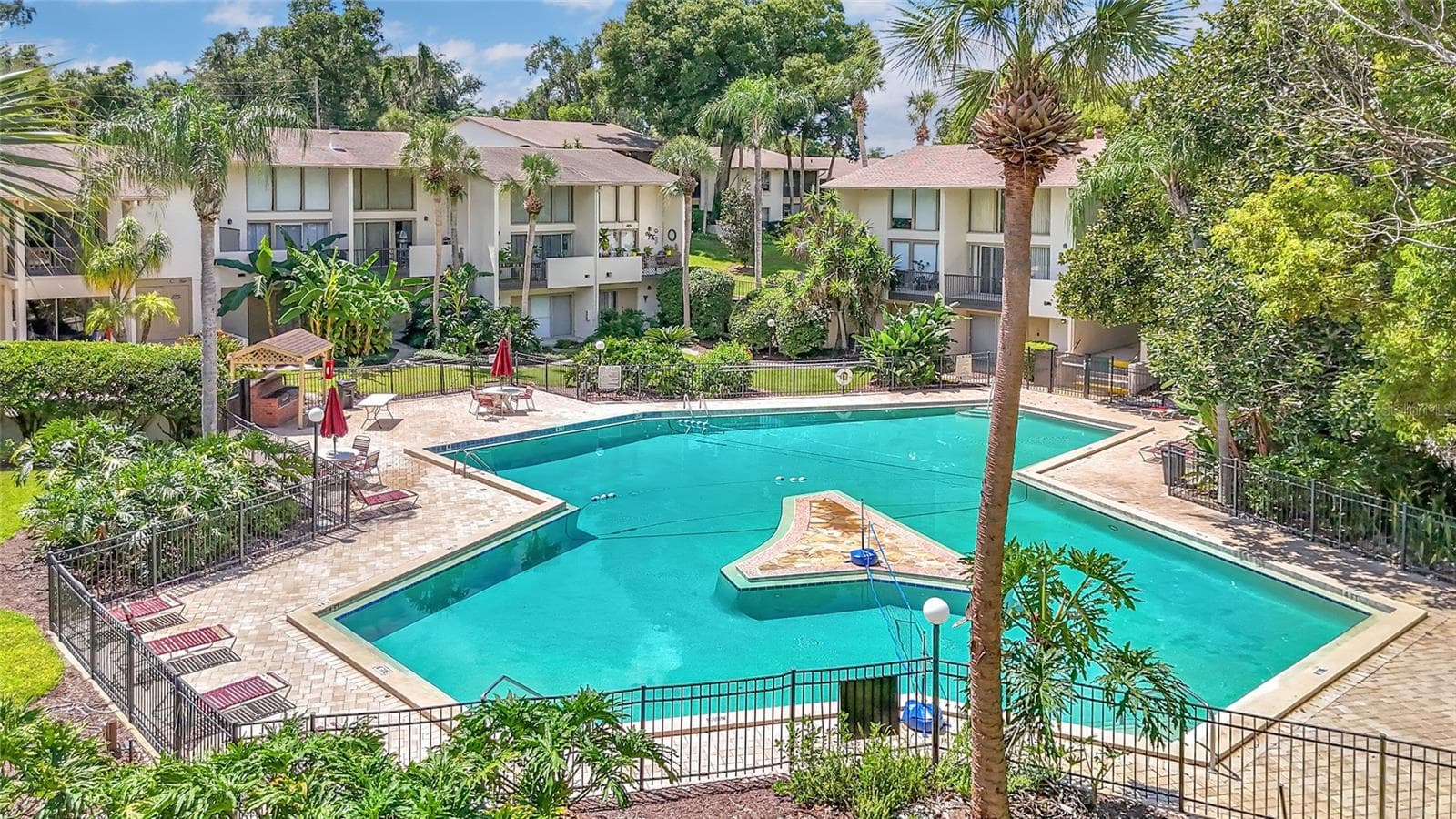 Condominium at 200 MAITLAND AVE #41, ALTAMONTE SPRINGS, photo 30 of 38