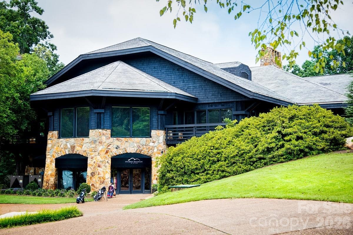 Cramton Mountain Club - 4219 S New Hope Road, Gastonia