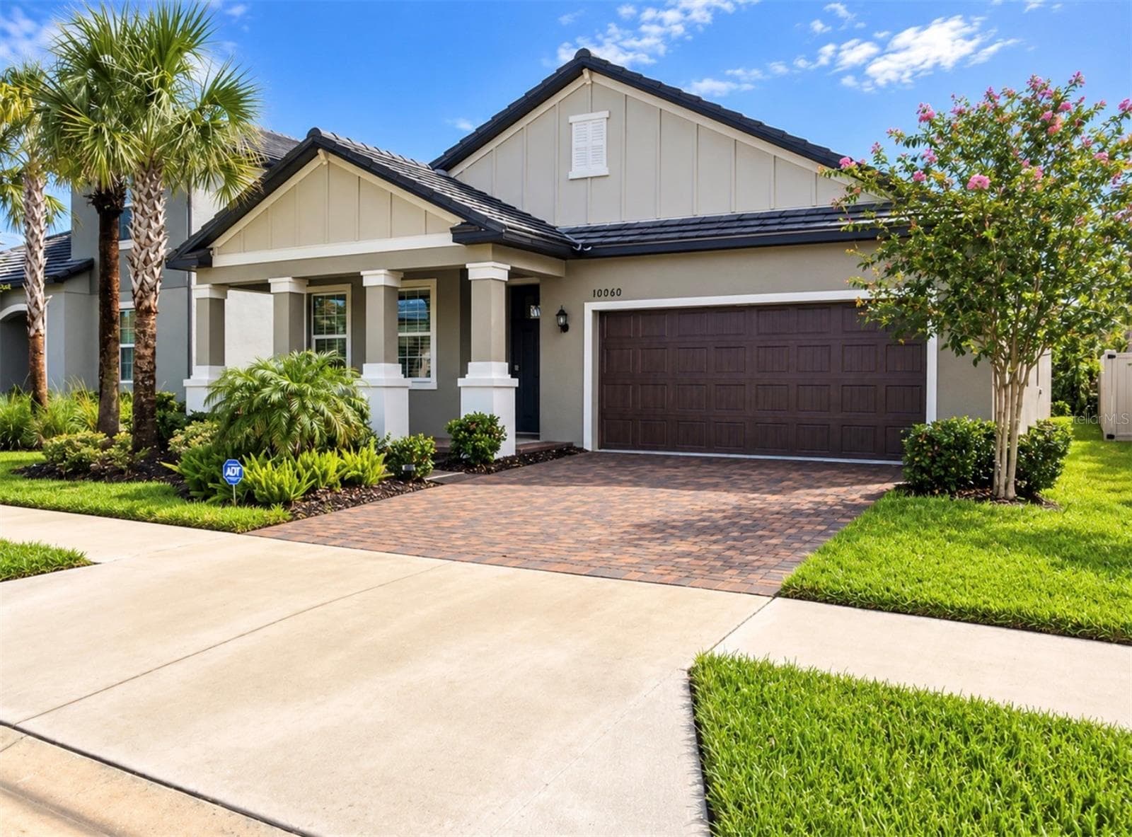 Single Family Residence at 10060 BANYAN BREEZE BLVD, LAND O LAKES, photo 2 of 41