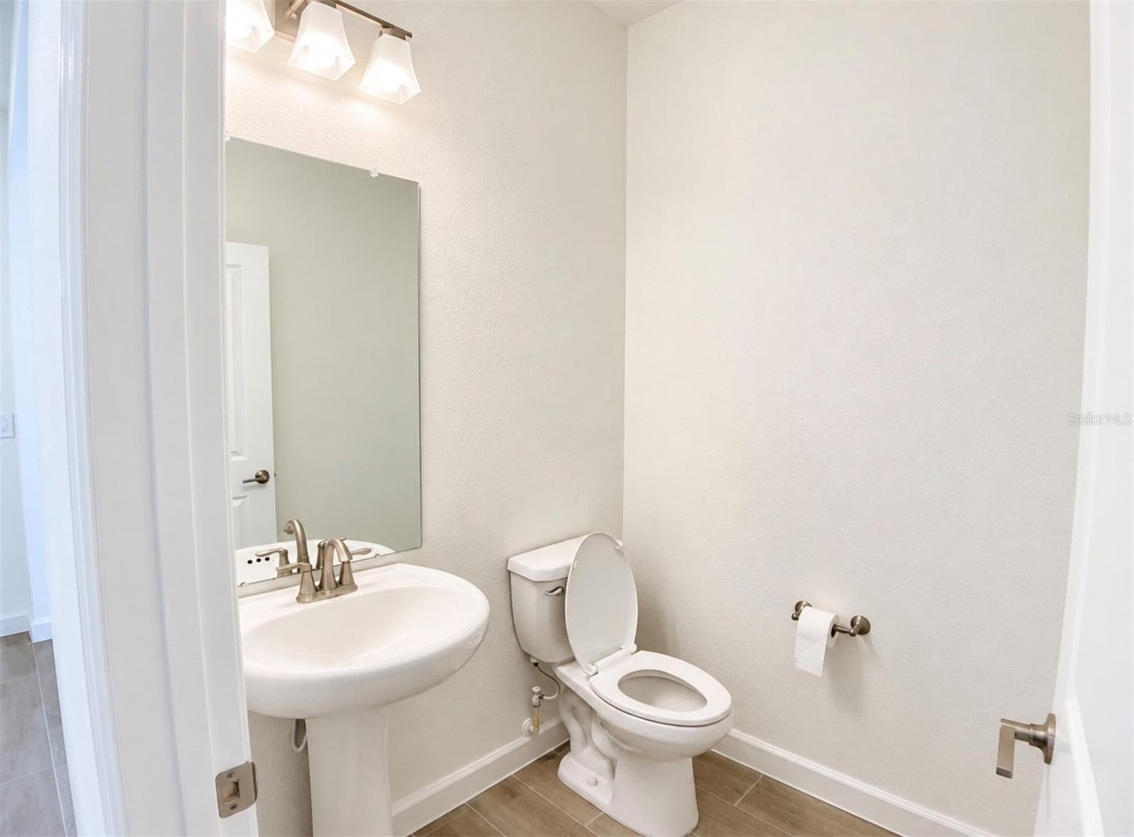 Single Family Residence at 10060 BANYAN BREEZE BLVD, LAND O LAKES, photo 11 of 41