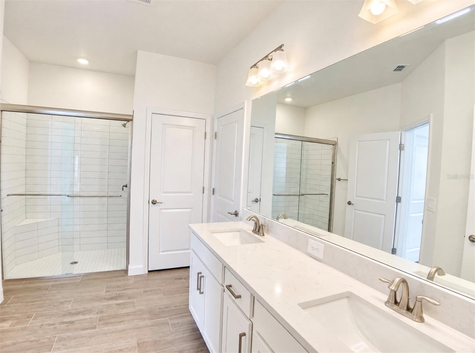 Single Family Residence at 10060 BANYAN BREEZE BLVD, LAND O LAKES, photo 21 of 41