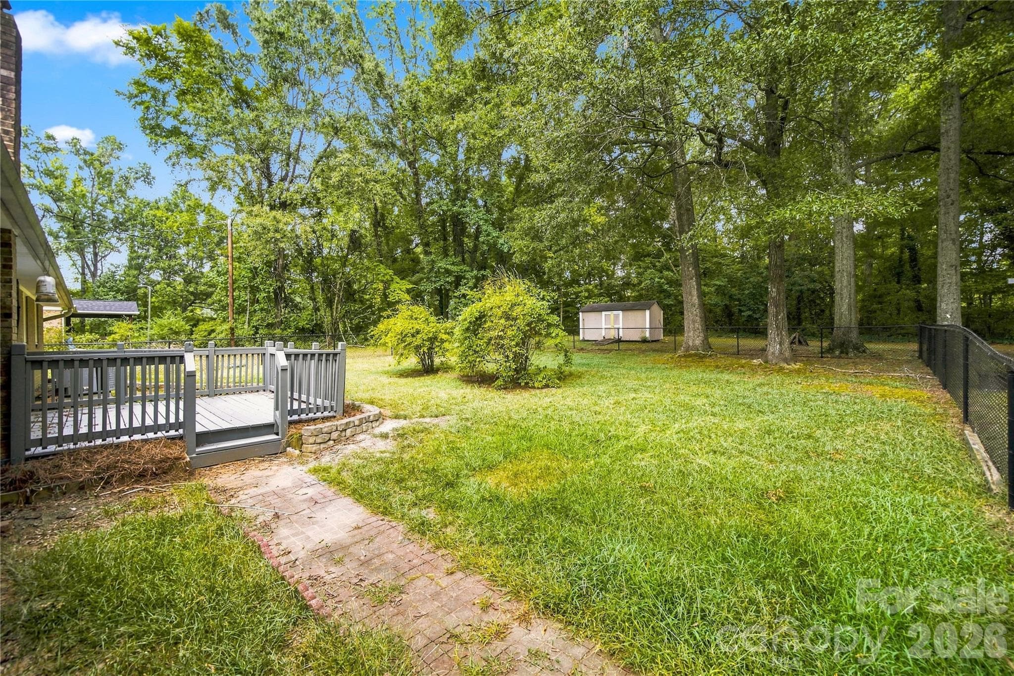 Single Family Residence at 556 Oakhaven Drive, Lancaster, photo 36 of 46