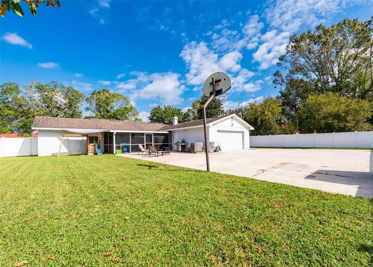 Single Family Residence at 8144 BANYAN BLVD, ORLANDO, photo 32 of 35