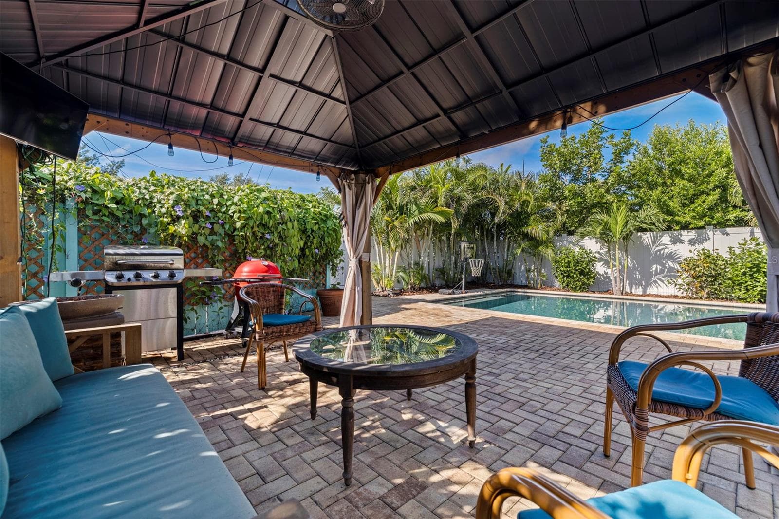Take In the Lush Landscaping and Perfect Seating at the Gazebo. - 4626 10TH AVE N, ST PETERSBURG