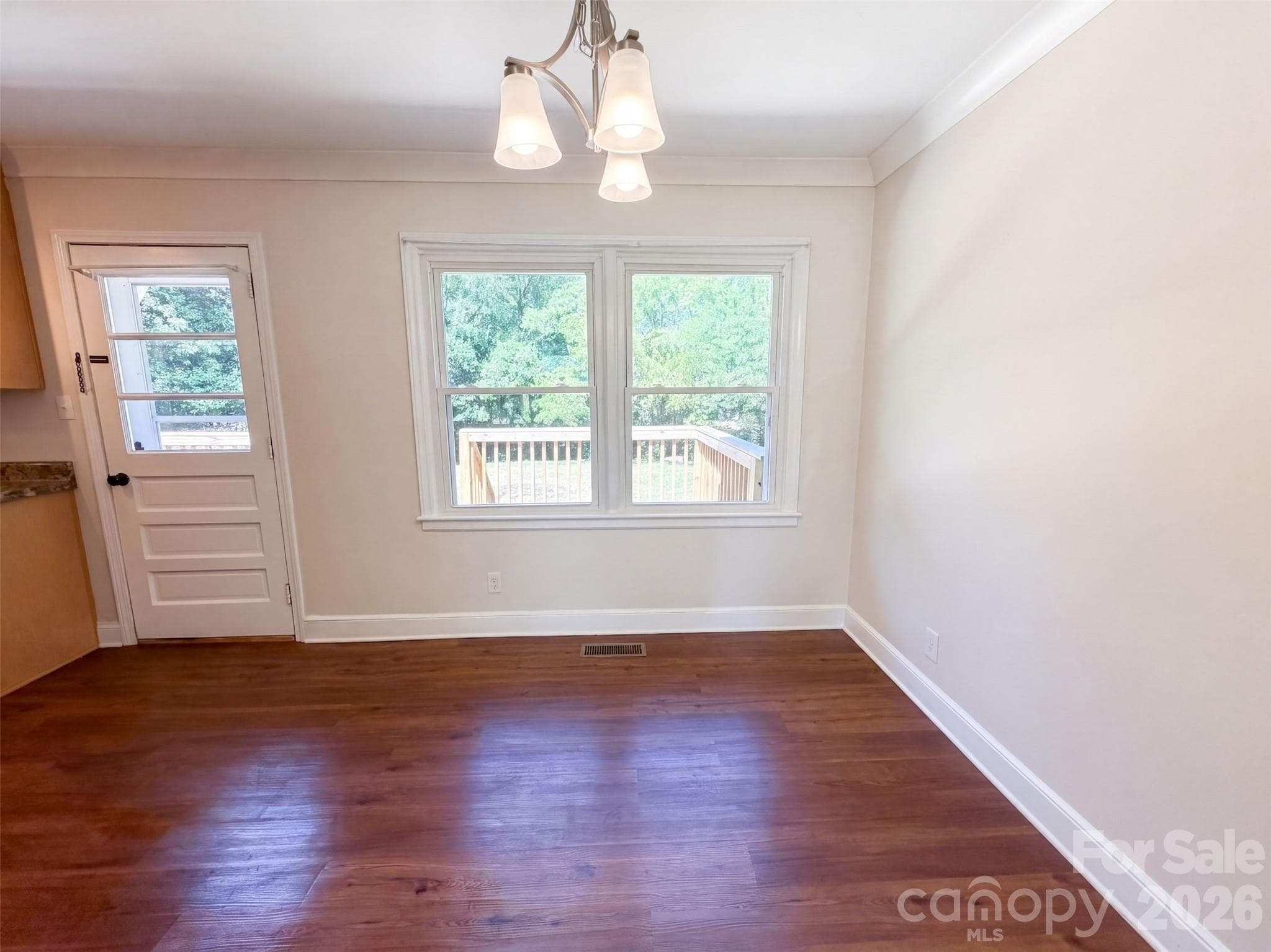 Single Family Residence at 2154 Rosewood Drive, Rock Hill, photo 6 of 16