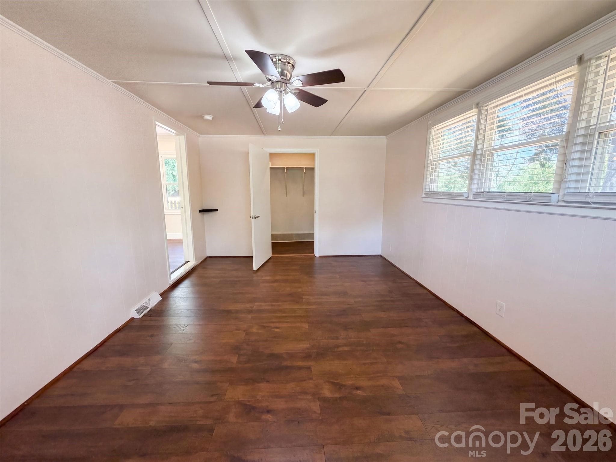 Single Family Residence at 2154 Rosewood Drive, Rock Hill, photo 8 of 16