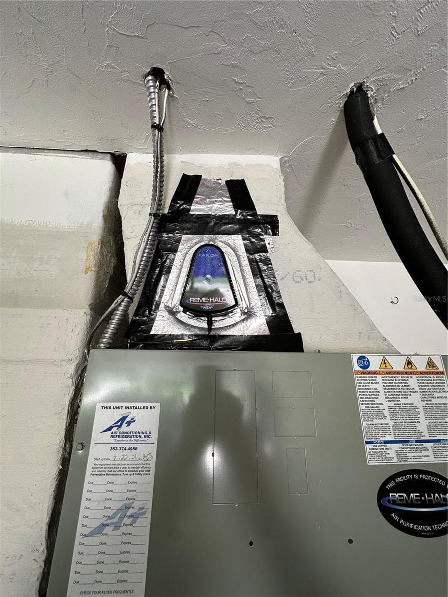 Ultra violet light air purifier - 11793 CREEK DR, ALACHUA