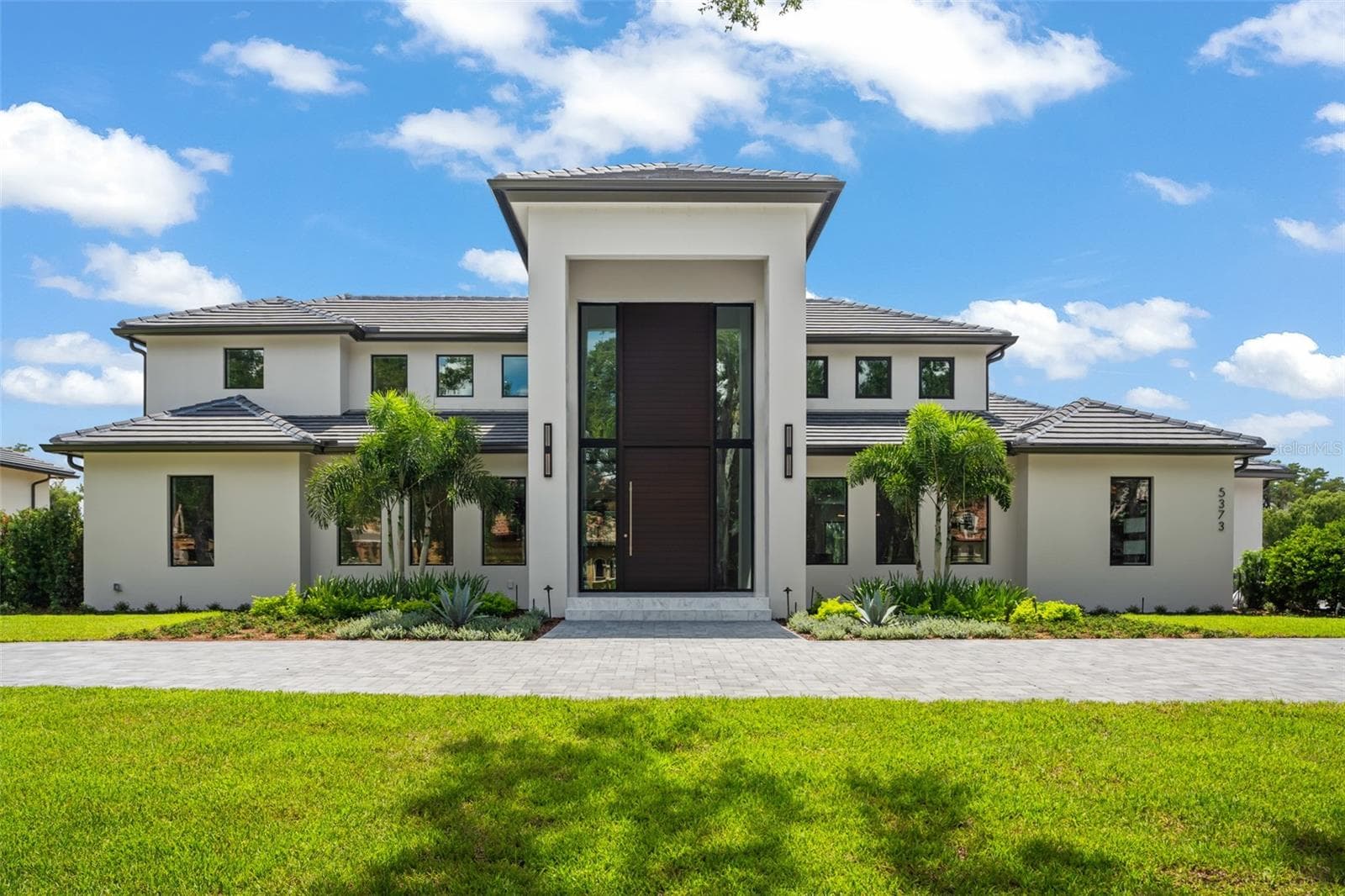 5373 ISLEWORTH COUNTRY CLUB DR