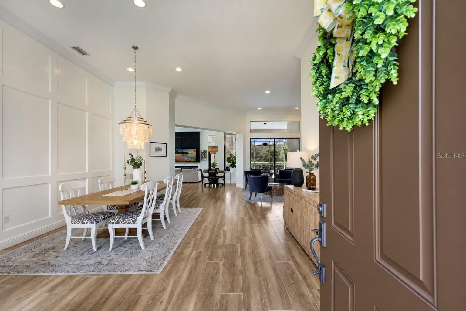Single Family Residence at 13994 SIENA LOOP, LAKEWOOD RANCH, photo 8 of 74