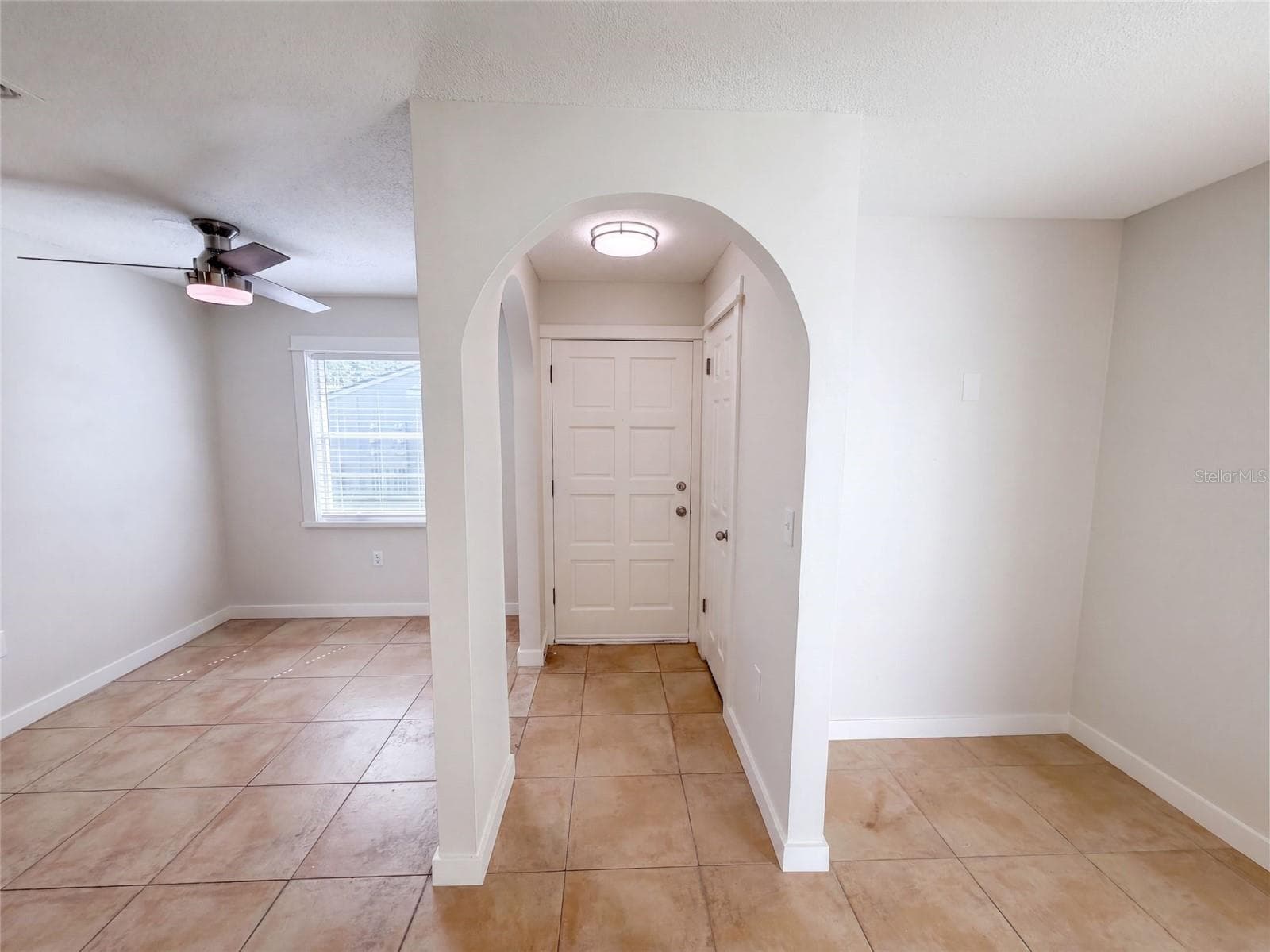 Townhouse at 411 DORCHESTER SQ, LAKE MARY, photo 6 of 19