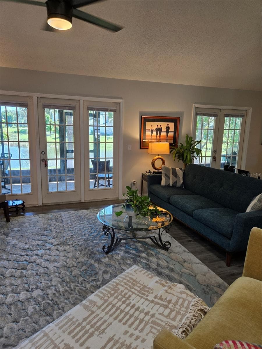 living room - 5627 29TH STREET CIR E, BRADENTON