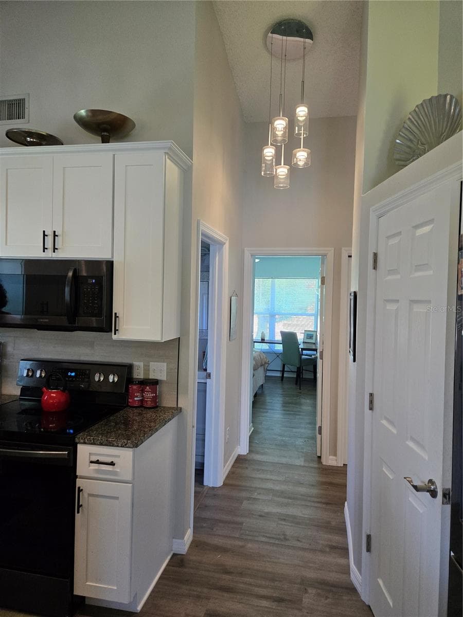 Single Family Residence at 5627 29TH STREET CIR E, BRADENTON, photo 9 of 20