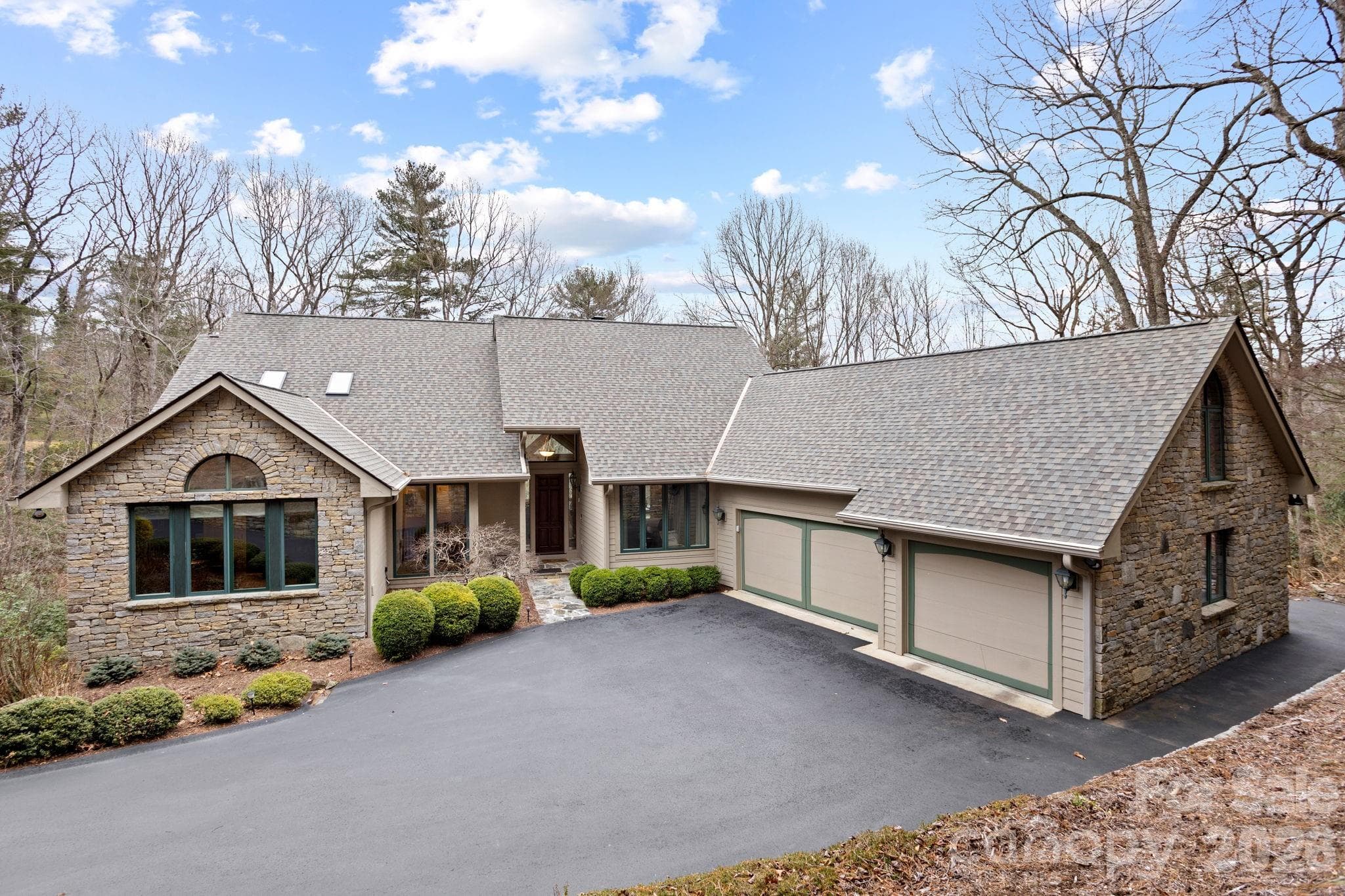 175 Overlook Drive