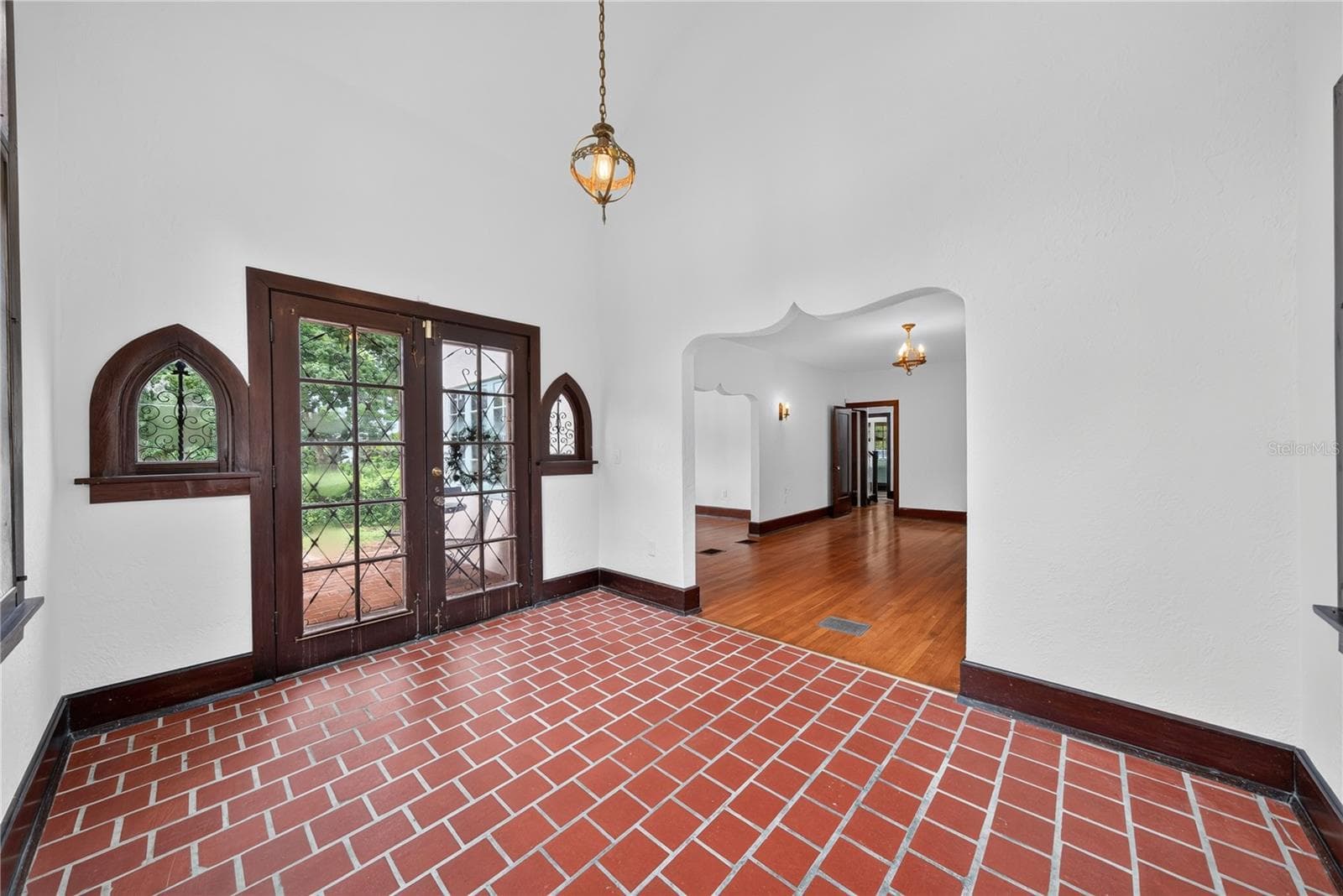 Single Family Residence at 1216 GOLDEN LN, ORLANDO, photo 9 of 54