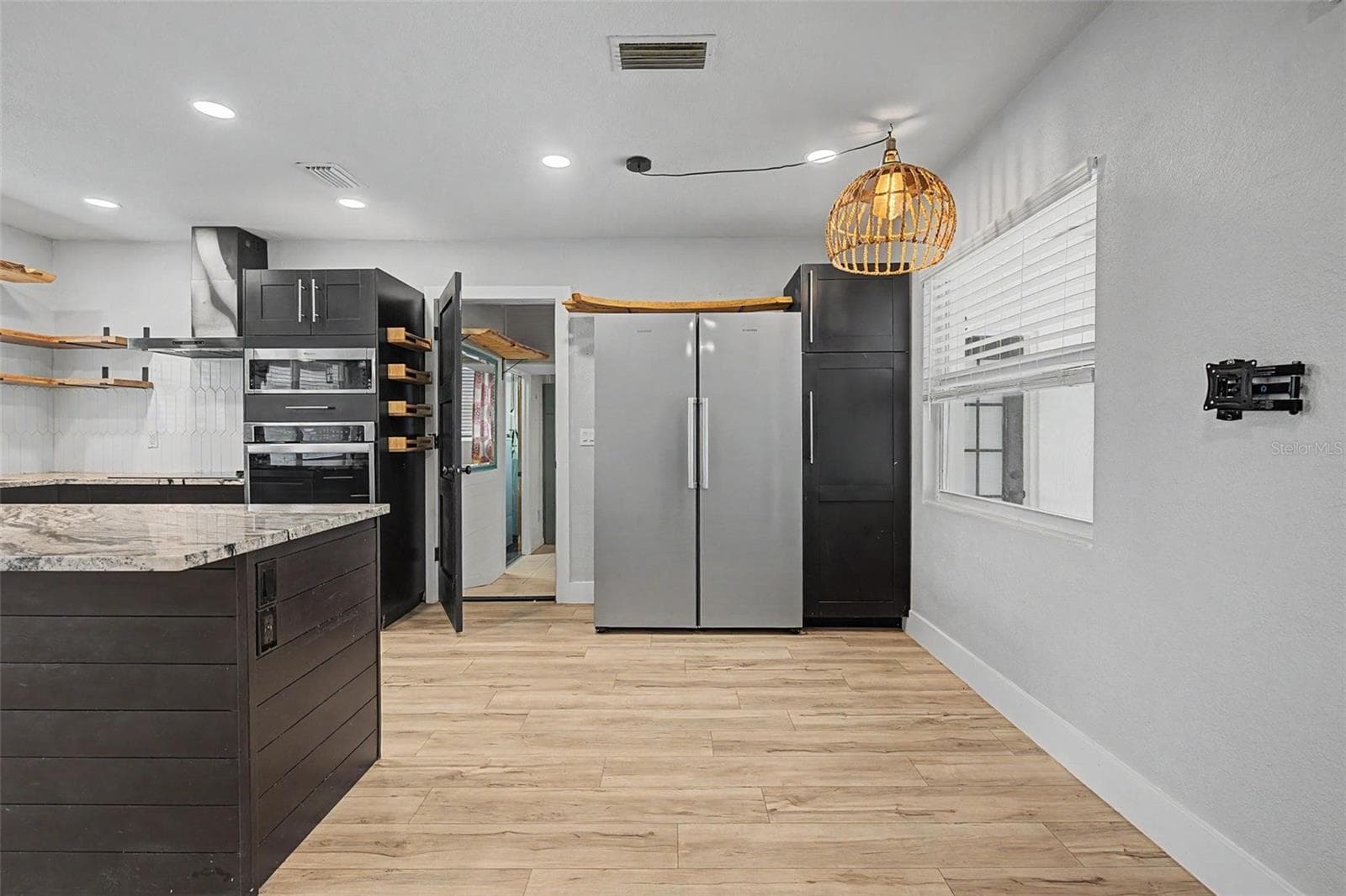 Single Family Residence at 1304 PARKWOOD ST, CLEARWATER, photo 18 of 35