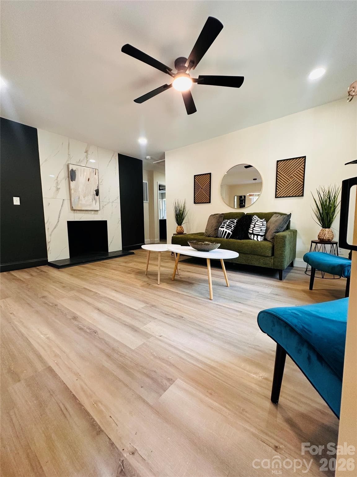 Single Family Residence at 3414 Bonaire Drive, Charlotte, photo 9 of 21
