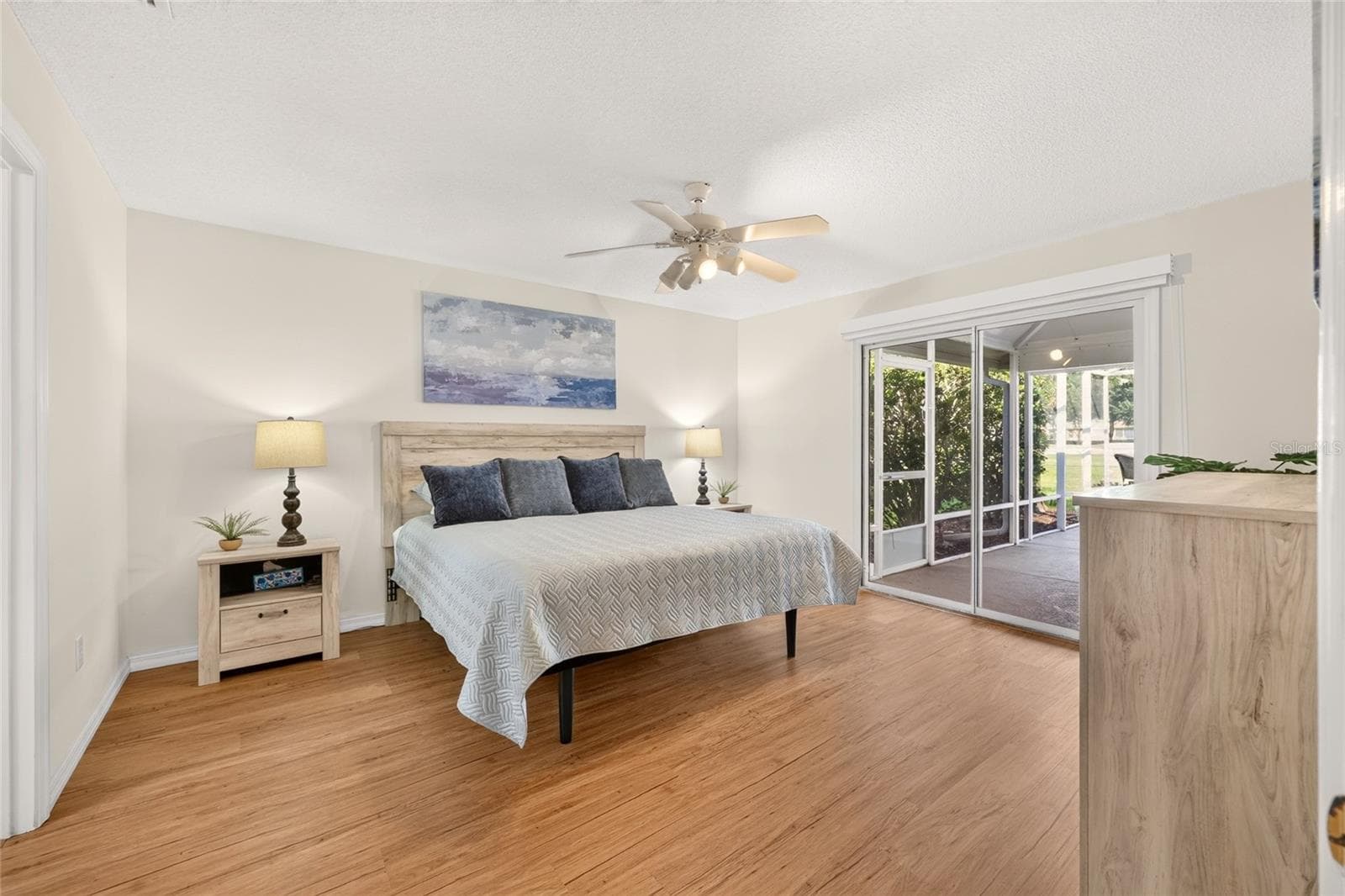 Single Family Residence at 2109 GERARDO AVE, THE VILLAGES, photo 11 of 20